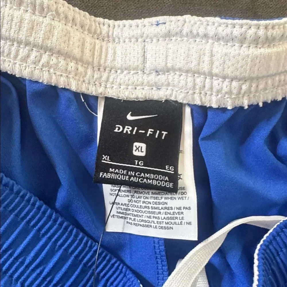 Nike Dry Youth Unisex Blue Sport Shorts AJ1265-480 Size XL NWT
